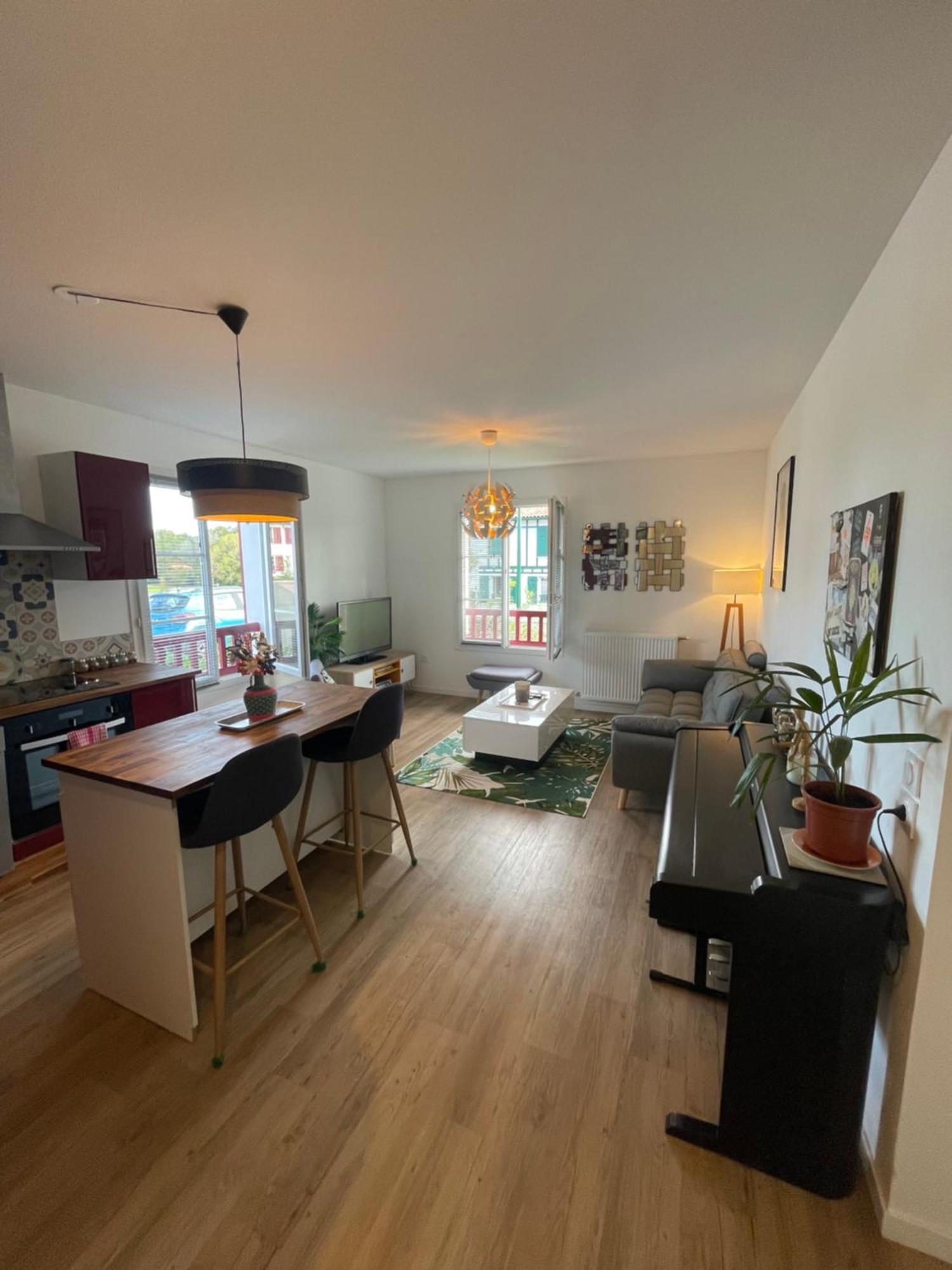 Charmant Appartement Larressore Exterior photo